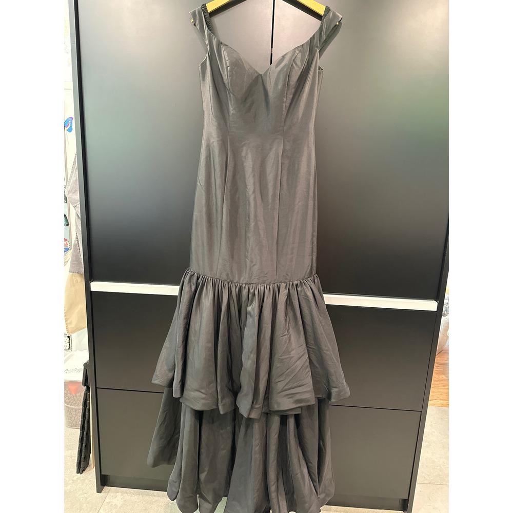 Sherri Hill Black Mermaid Gown Ruffle Tiered Formal Dress Size 10
